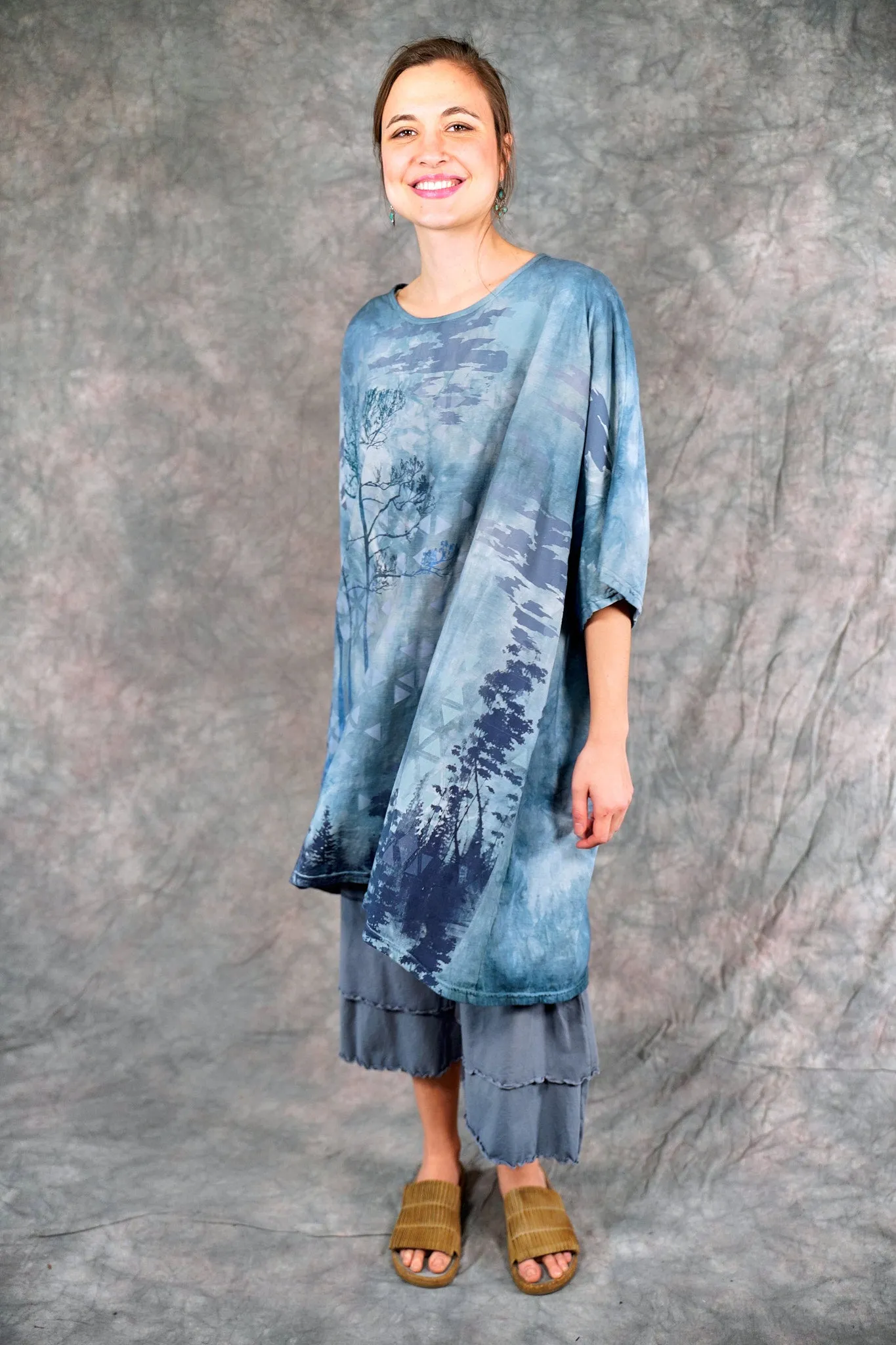1255HD Art Tee Ionian River-P