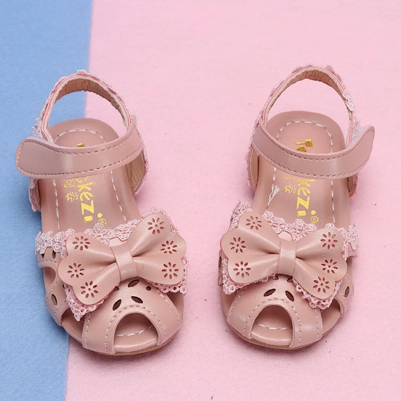 Cut-outs Sandals