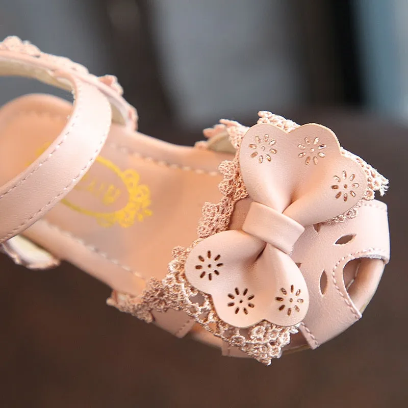 Cut-outs Sandals