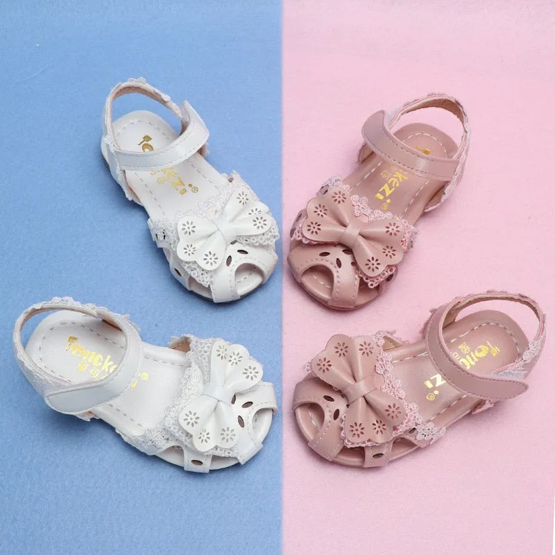 Cut-outs Sandals