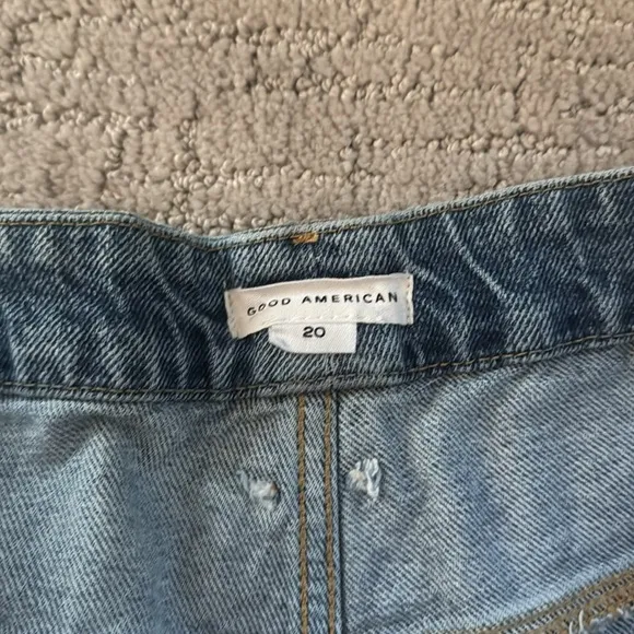 Good American Straight Jeans - size 20 NWOT