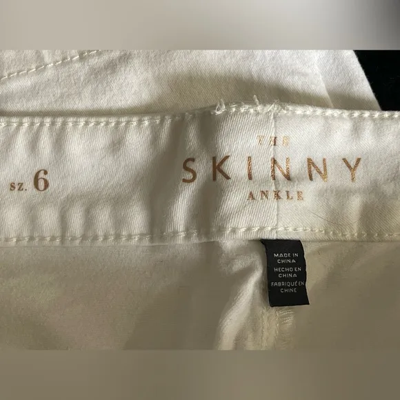 White Distressed Denim Jeans With Gold Sequin Accents. Size 6